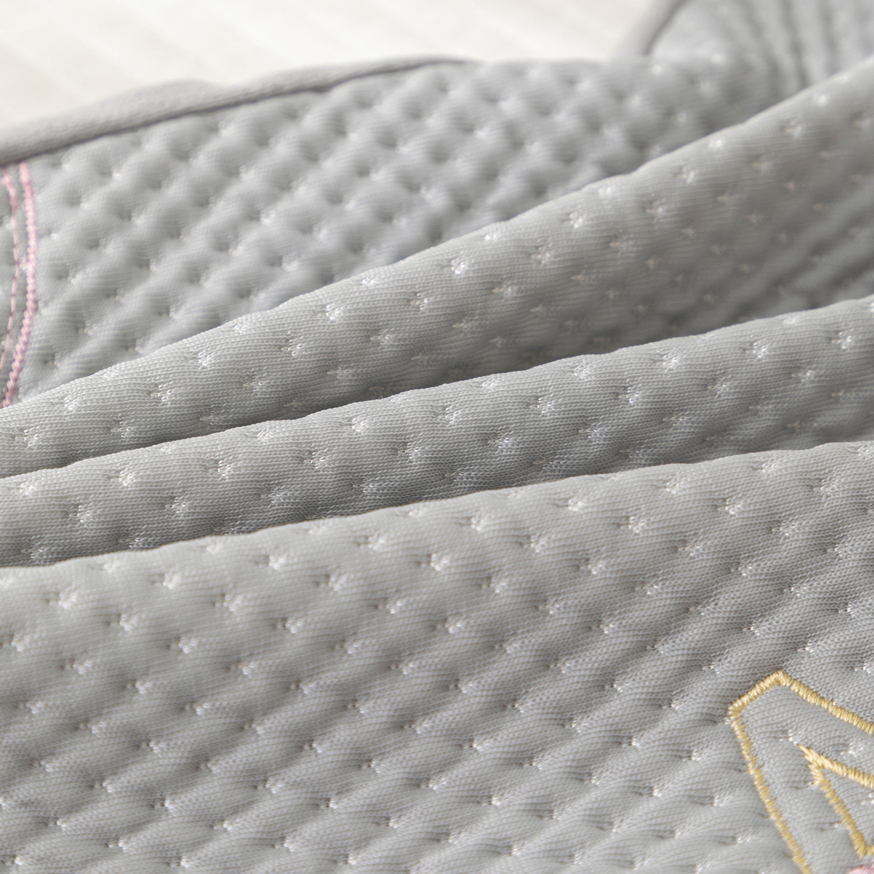 91家纺网 家纺一手货源 找家纺 大熊枕芯 2025新款小奶猫慢回弹记忆枕猫肚枕枕头枕芯 小奶猫记忆枕-灰