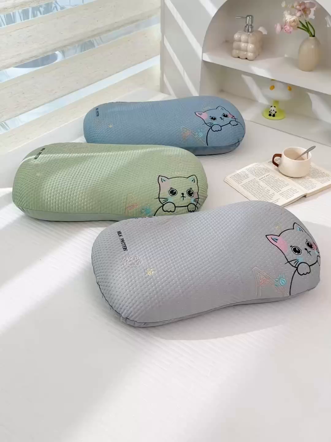 91家纺网 家纺一手货源 找家纺 大熊枕芯 2025新款小奶猫慢回弹记忆枕猫肚枕枕头枕芯 小奶猫记忆枕-蓝