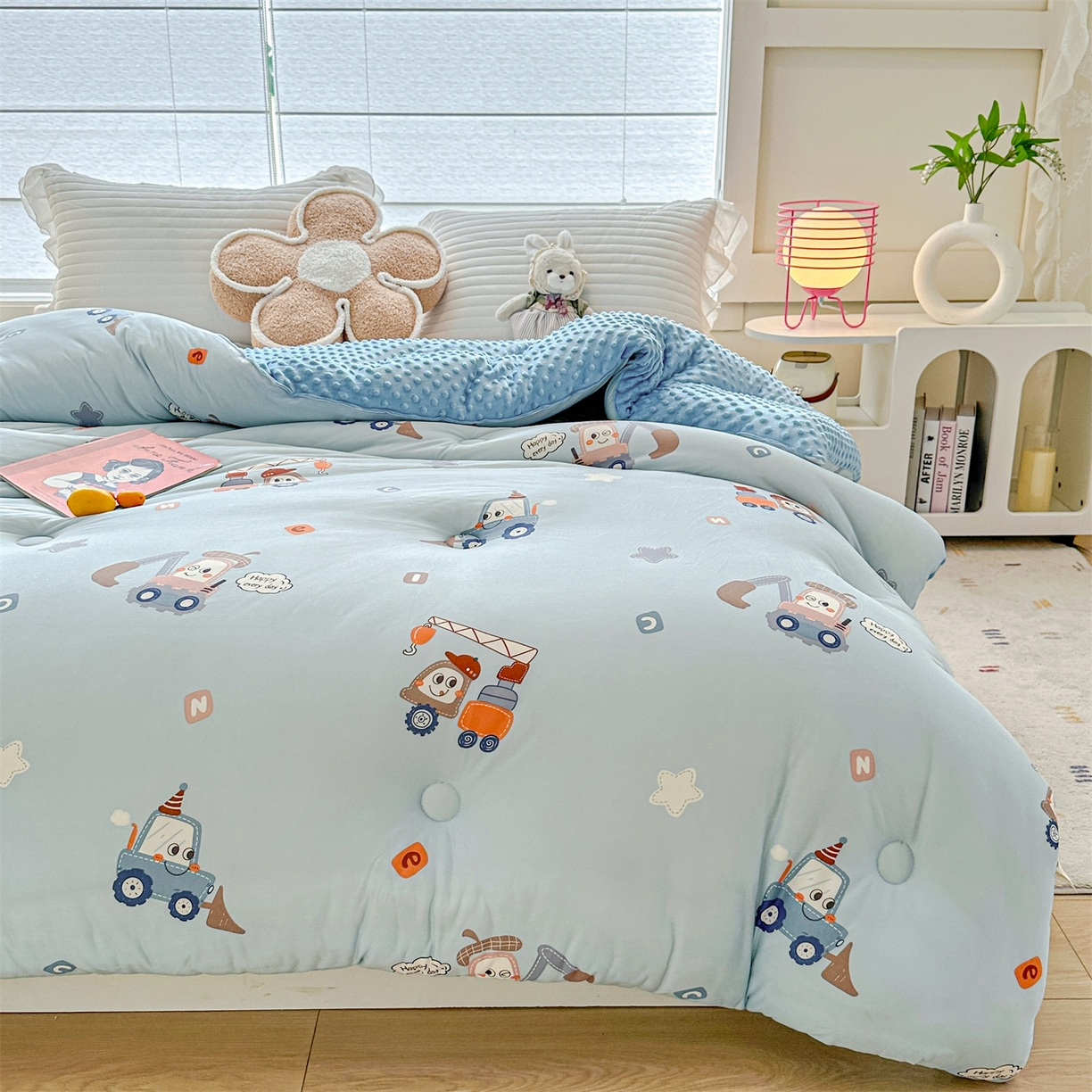 91家纺网 家纺一手货源 找家纺 优被业 2025新款A类牛奶丝针织棉豆豆被 大豆被 冬被 被子被芯 工程车队