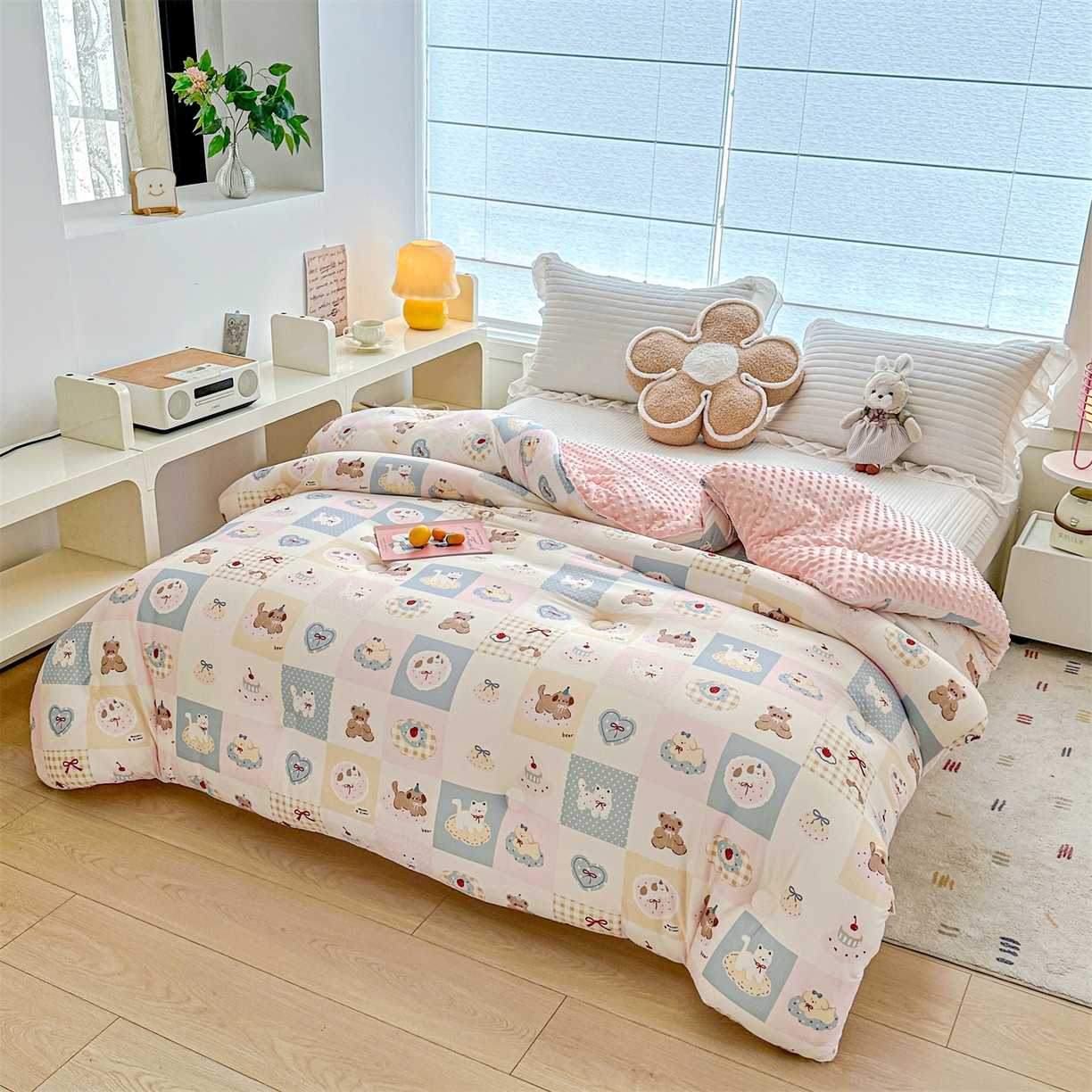 91家纺网 家纺一手货源 找家纺 优被业 2025新款A类牛奶丝针织棉豆豆被 大豆被 冬被 被子被芯 蛋糕熊