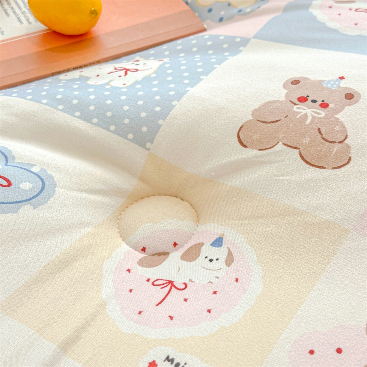 91家纺网 家纺一手货源 找家纺 优被业 2025新款A类牛奶丝针织棉豆豆被 大豆被 冬被 被子被芯 蛋糕熊