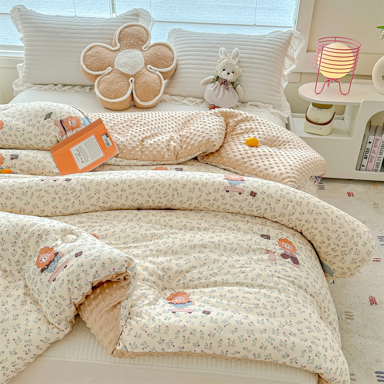 91家纺网 家纺一手货源 找家纺 优被业 2025新款A类牛奶丝针织棉豆豆被 大豆被 冬被 被子被芯 滑板狮子