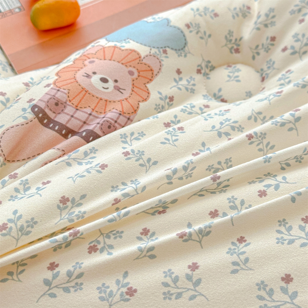 91家纺网 家纺一手货源 找家纺 优被业 2025新款A类牛奶丝针织棉豆豆被 大豆被 冬被 被子被芯 滑板狮子