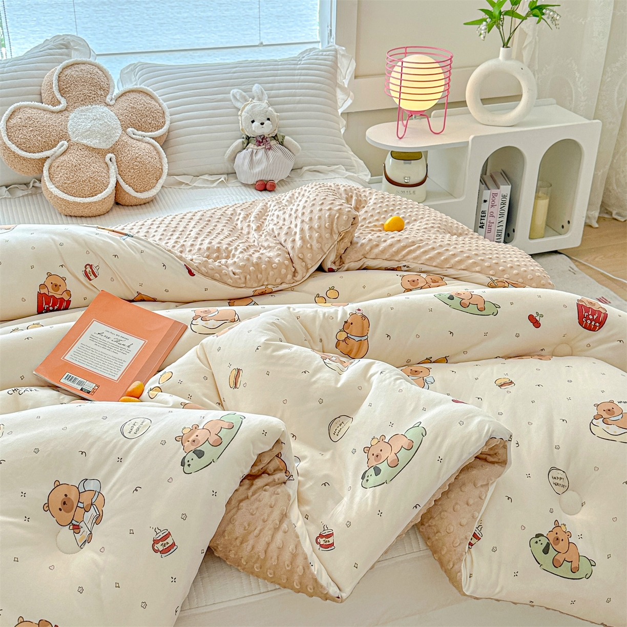 91家纺网 家纺一手货源 找家纺 优被业 2025新款A类牛奶丝针织棉豆豆被 大豆被 冬被 被子被芯 卡皮巴拉