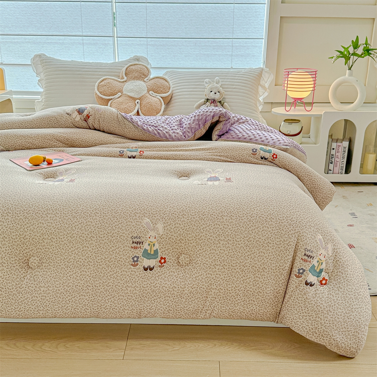 91家纺网 家纺一手货源 找家纺 优被业 2025新款A类牛奶丝针织棉豆豆被 大豆被 冬被 被子被芯 慕斯小兔