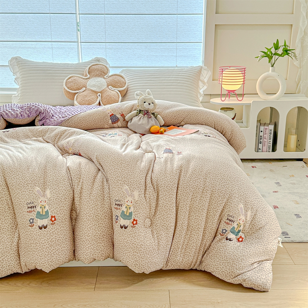 91家纺网 家纺一手货源 找家纺 优被业 2025新款A类牛奶丝针织棉豆豆被 大豆被 冬被 被子被芯 慕斯小兔