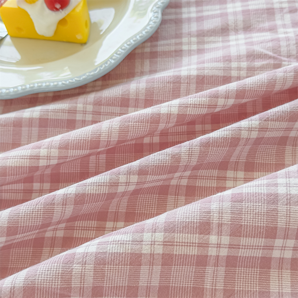 91家纺网 家纺一手货源 找家纺 菡宝 2025新款全棉纯棉色织水洗棉单床单 粉格调