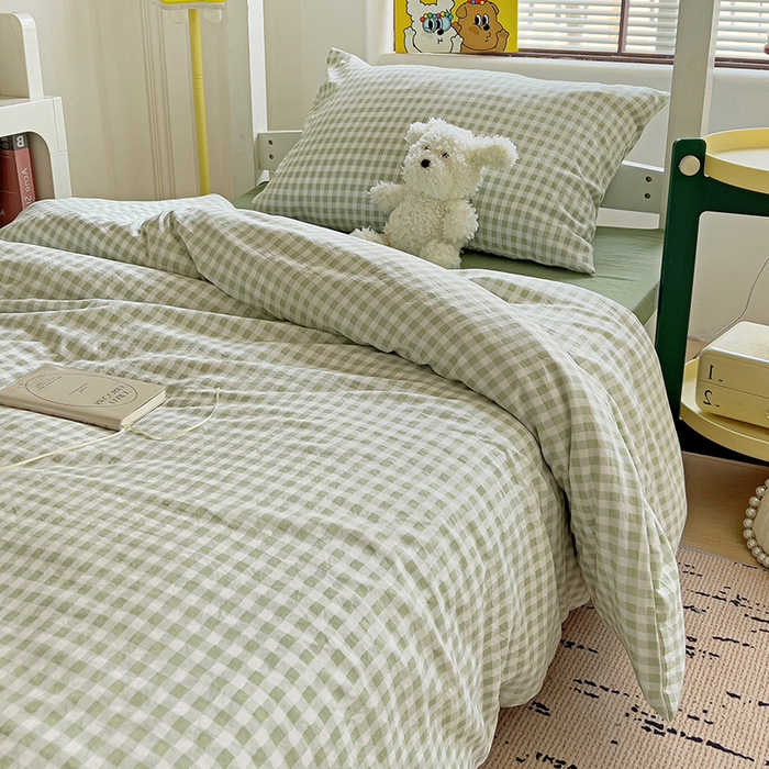 91家纺网 家纺一手货源 找家纺 曼陀罗2025新款超柔云朵棉学生宿舍上下铺三件套 小格浅绿