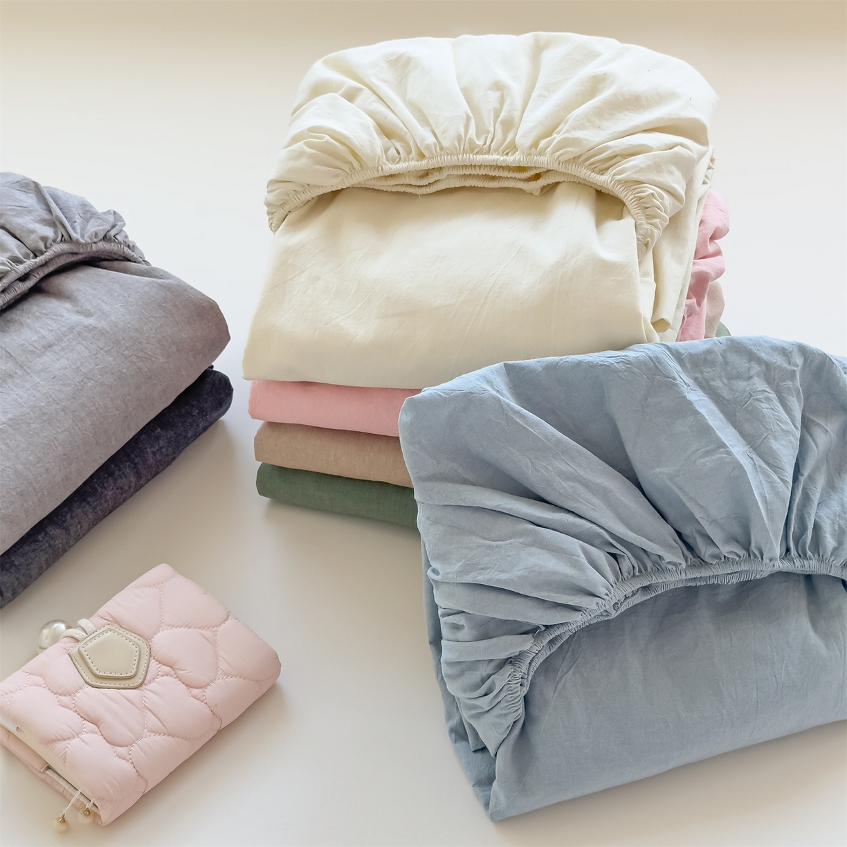 91家纺网 家纺一手货源 找家纺 菡宝 2025新款全棉纯棉色织水洗棉单单床笠 组合图仅供参考