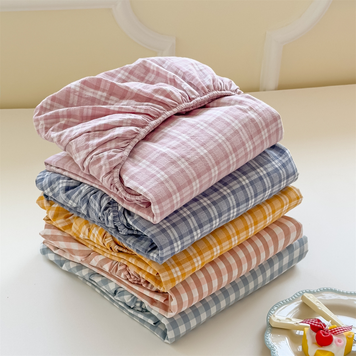 91家纺网 家纺一手货源 找家纺 菡宝 2025新款全棉纯棉色织水洗棉单单床笠 组合图仅供参考