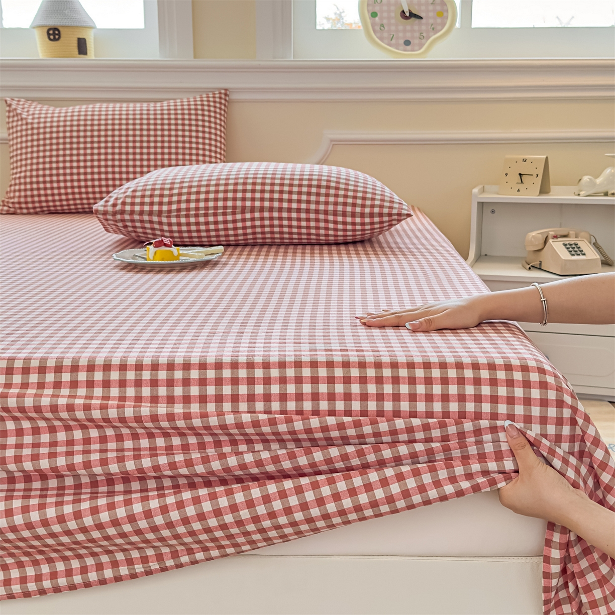 91家纺网 家纺一手货源 找家纺 菡宝 2025新款全棉纯棉色织水洗棉单床单 橘红小格