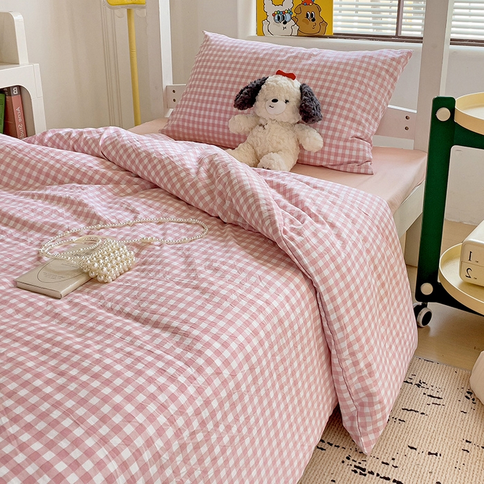 91家纺网 家纺一手货源 找家纺 曼陀罗2025新款超柔云朵棉学生宿舍上下铺三件套 小格浅粉