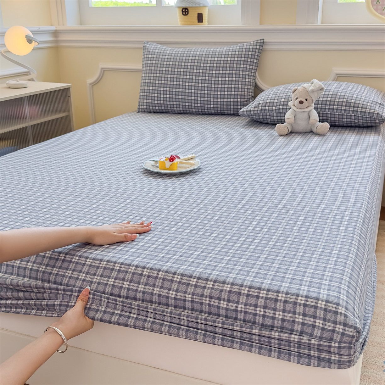 91家纺网 家纺一手货源 找家纺 菡宝 2025新款全棉纯棉色织水洗棉单单床笠 蓝格调