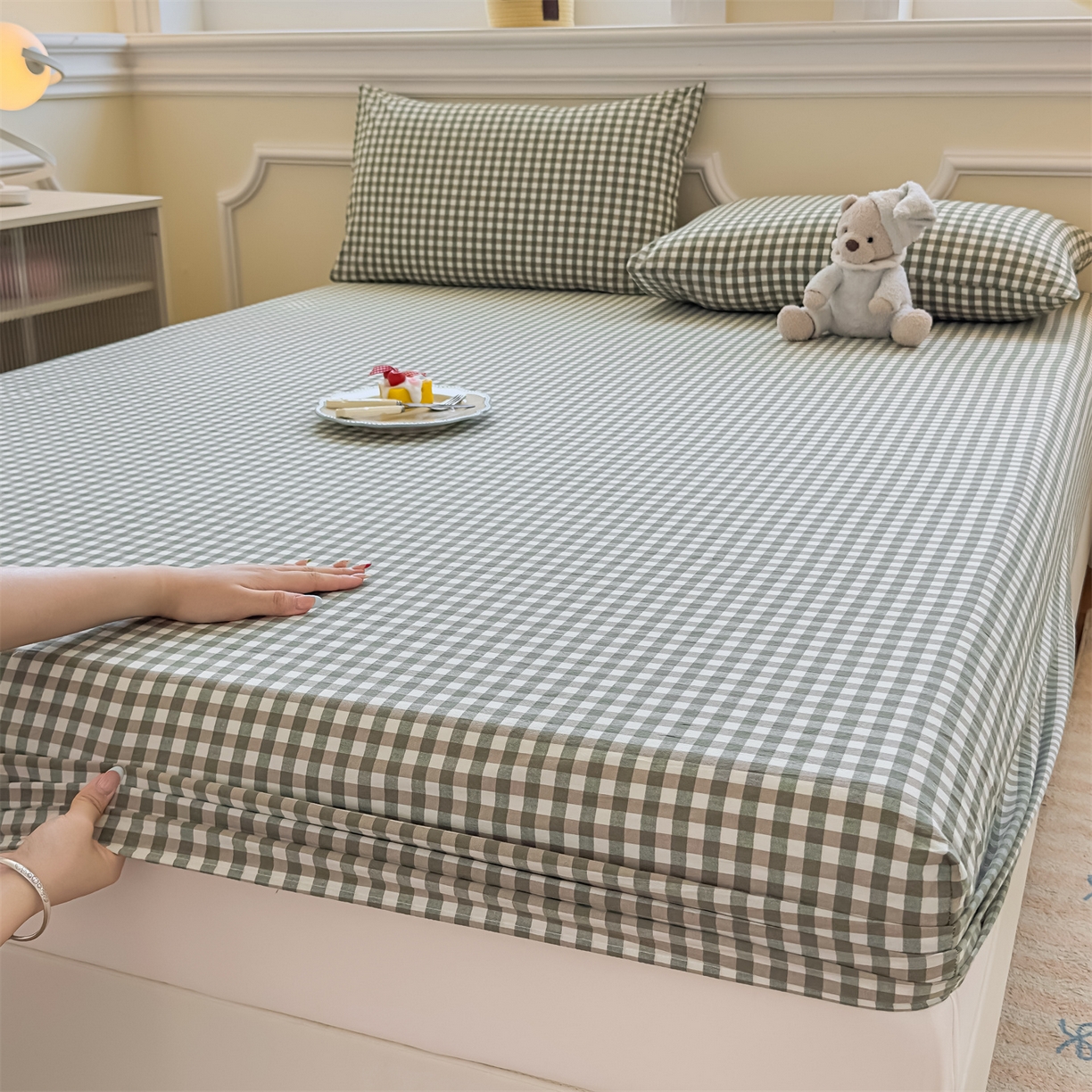 91家纺网 家纺一手货源 找家纺 菡宝 2025新款全棉纯棉色织水洗棉单单床笠 绿小格