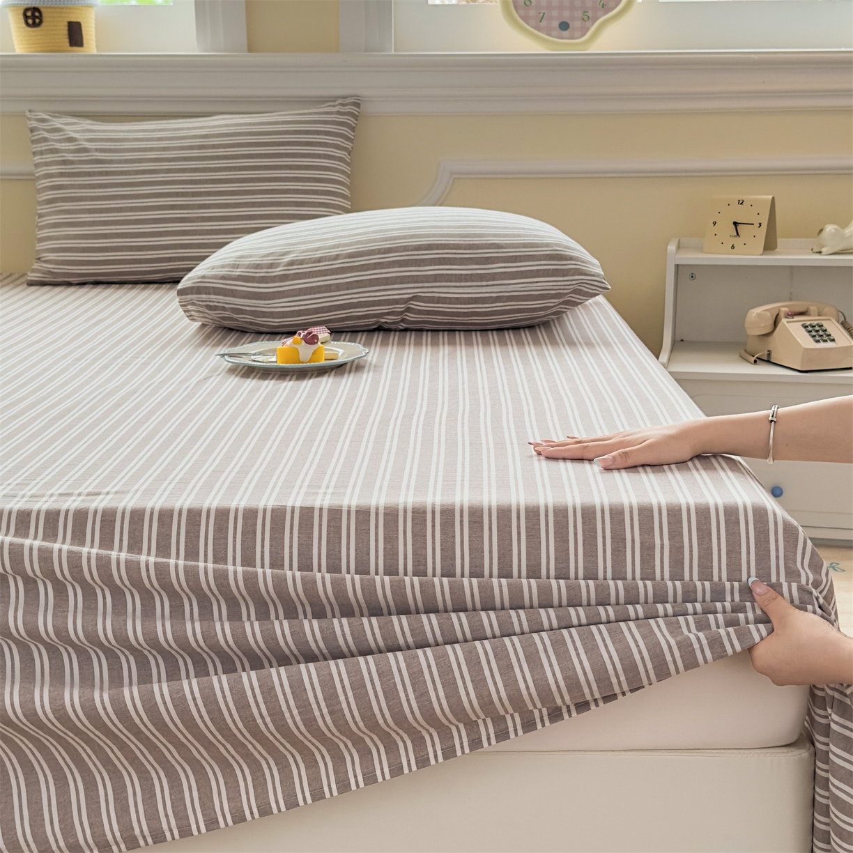 91家纺网 家纺一手货源 找家纺 菡宝 2025新款全棉纯棉色织水洗棉单床单 牧野米卡棕