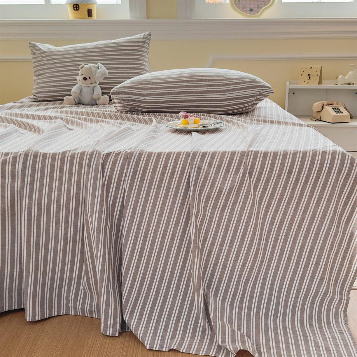 91家纺网 家纺一手货源 找家纺 菡宝 2025新款全棉纯棉色织水洗棉单床单 牧野米卡棕