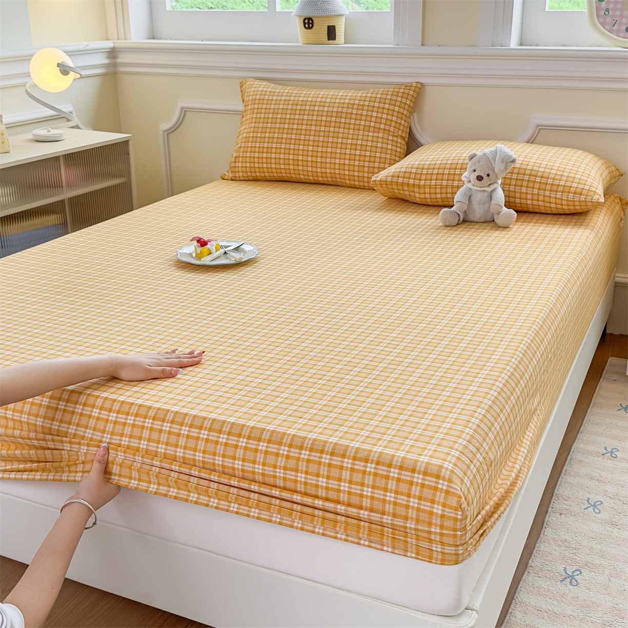 91家纺网 家纺一手货源 找家纺 菡宝 2025新款全棉纯棉色织水洗棉单单床笠 黄格调