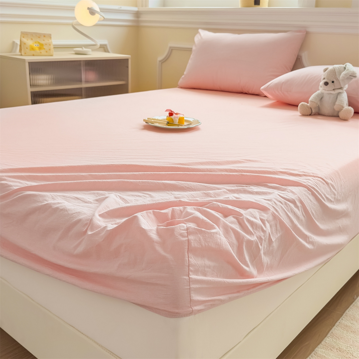 91家纺网 家纺一手货源 找家纺 菡宝 2025新款全棉纯棉色织水洗棉单单床笠 粉色青年