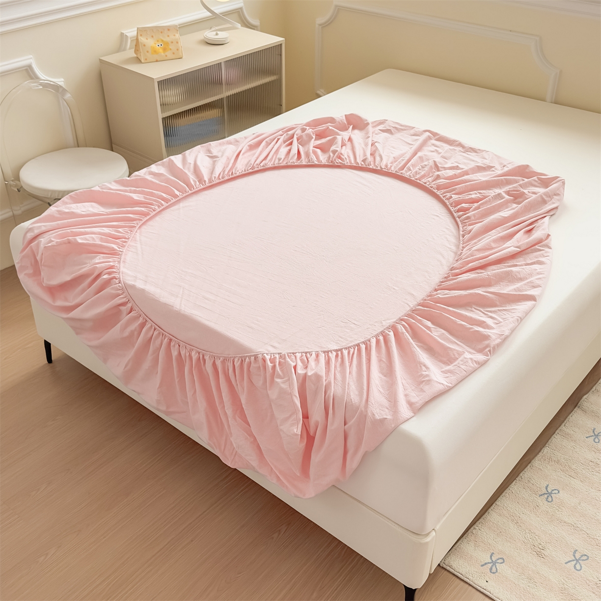 91家纺网 家纺一手货源 找家纺 菡宝 2025新款全棉纯棉色织水洗棉单单床笠 粉色青年