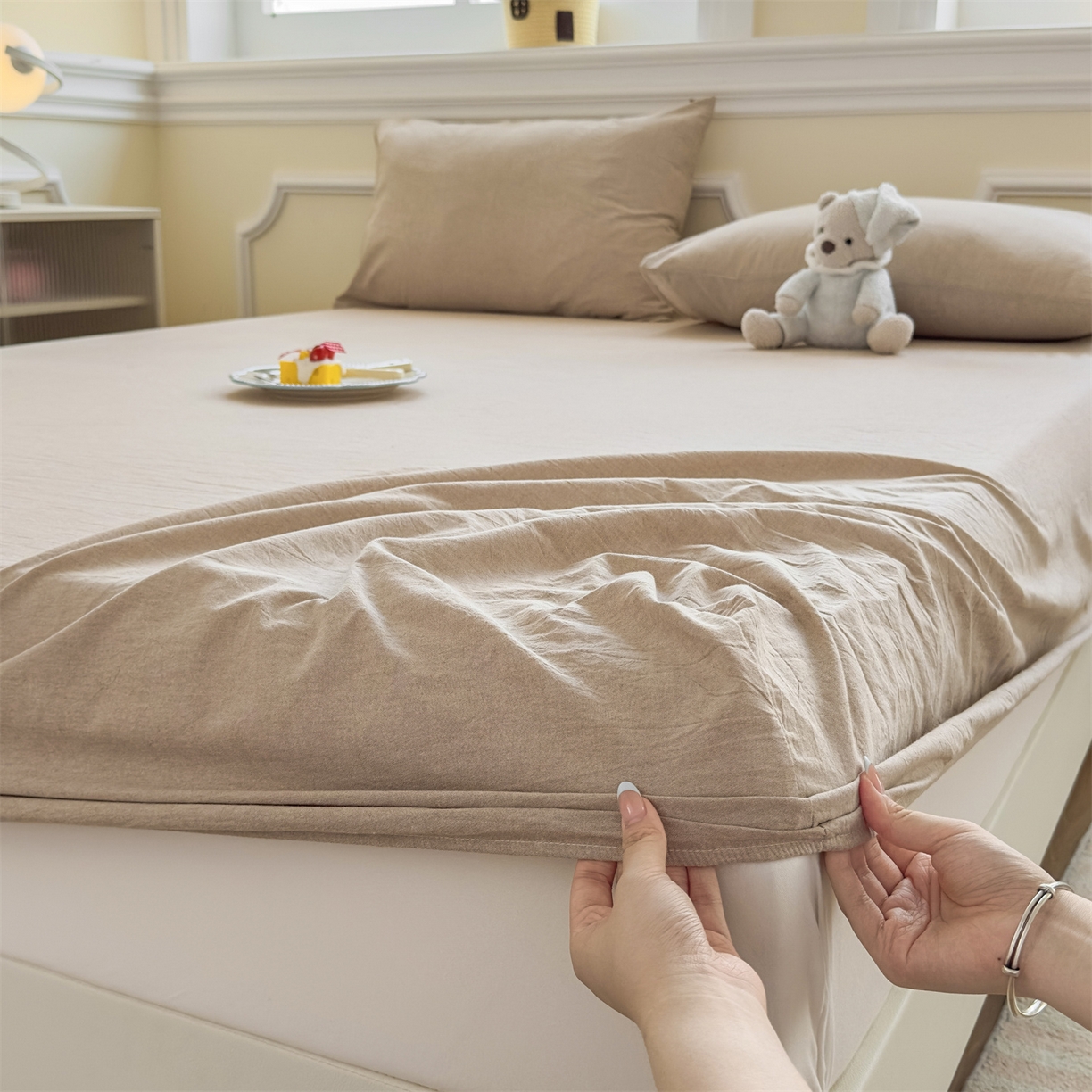 91家纺网 家纺一手货源 找家纺 菡宝 2025新款全棉纯棉色织水洗棉单单床笠 卡其青年