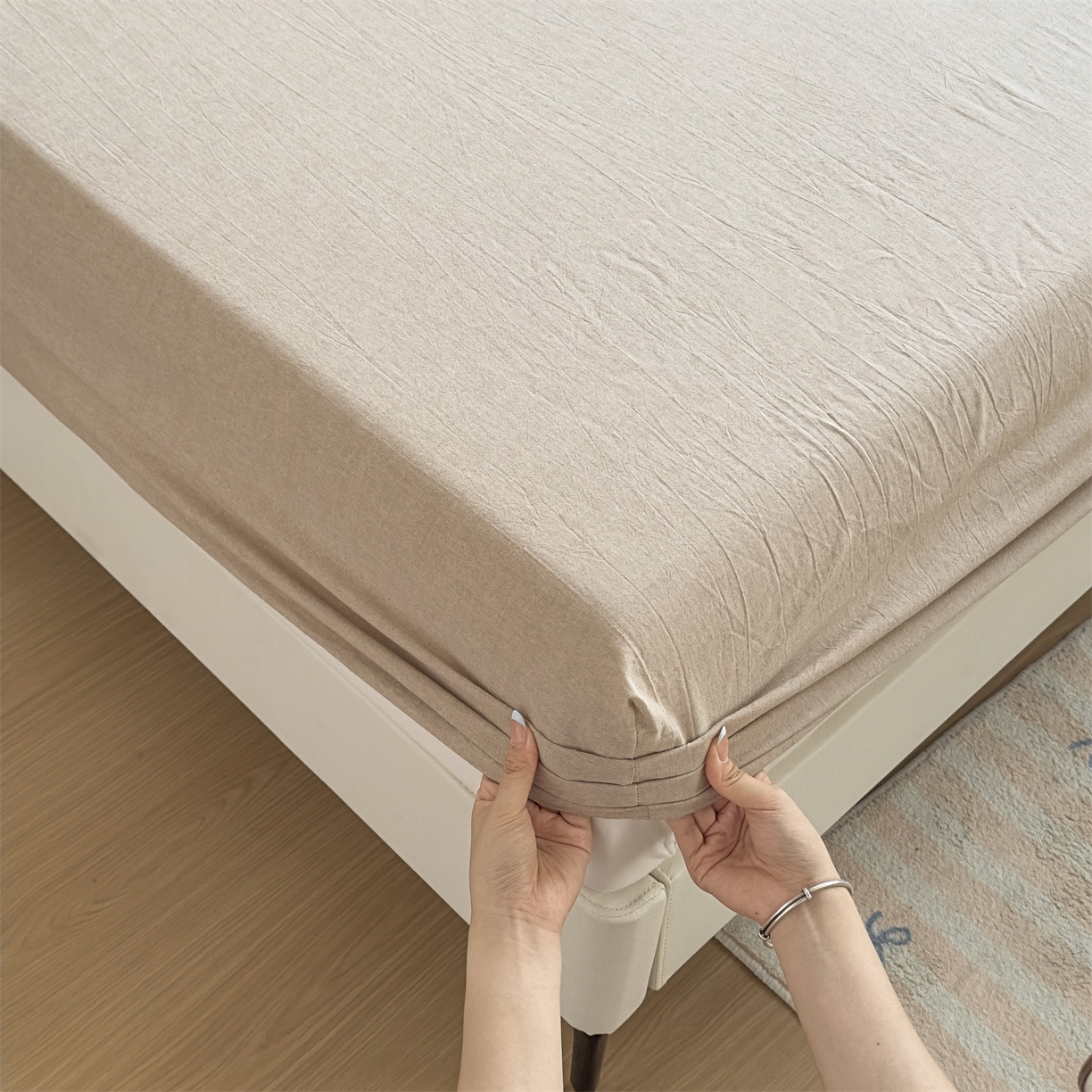 91家纺网 家纺一手货源 找家纺 菡宝 2025新款全棉纯棉色织水洗棉单单床笠 卡其青年