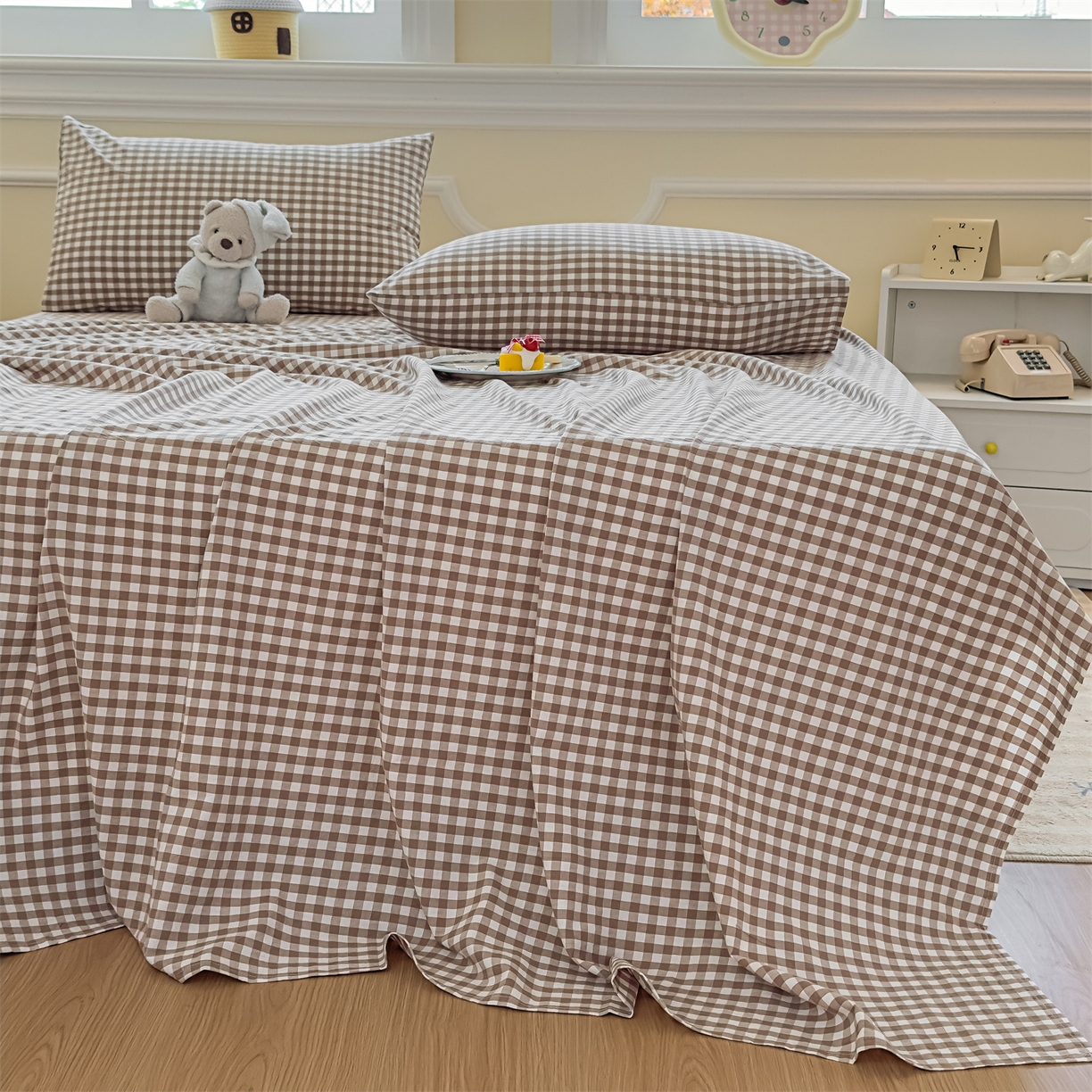 91家纺网 家纺一手货源 找家纺 菡宝 2025新款全棉纯棉色织水洗棉单床单 棕小格