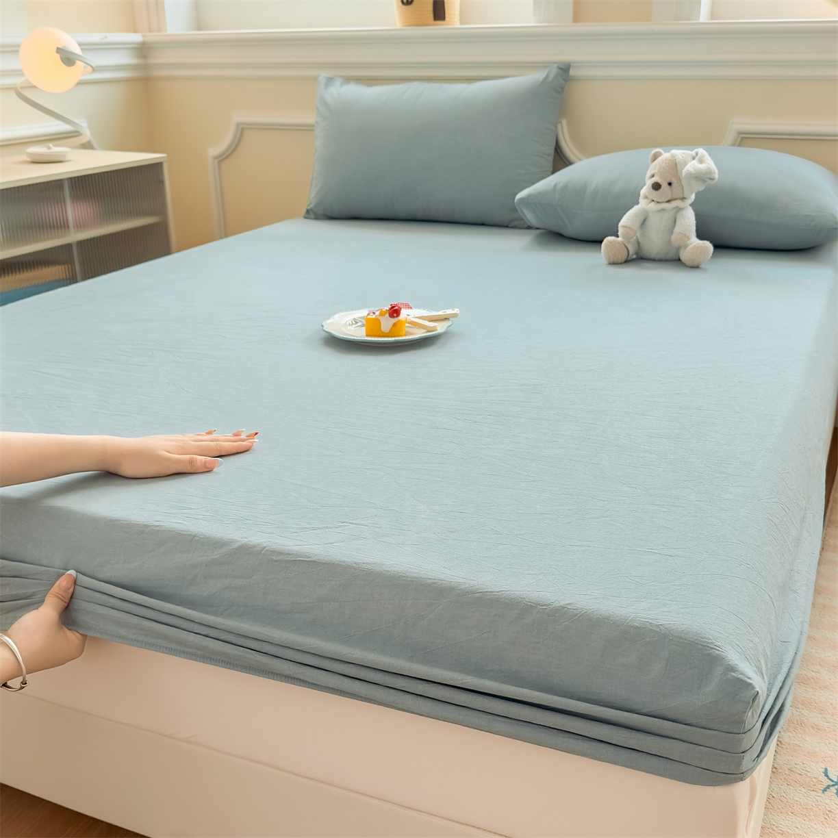 91家纺网 家纺一手货源 找家纺 菡宝 2025新款全棉纯棉色织水洗棉单单床笠 兰色青年