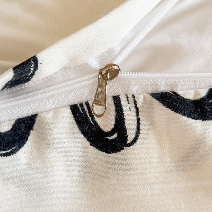 91家纺网 家纺一手货源 找家纺 曼陀罗2025新款超柔云朵棉学生宿舍上下铺三件套 涂鸦乐园