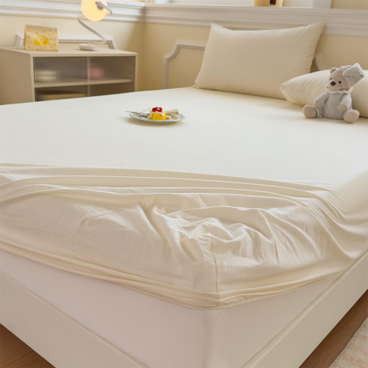 91家纺网 家纺一手货源 找家纺 菡宝 2025新款全棉纯棉色织水洗棉单单床笠 米白青年