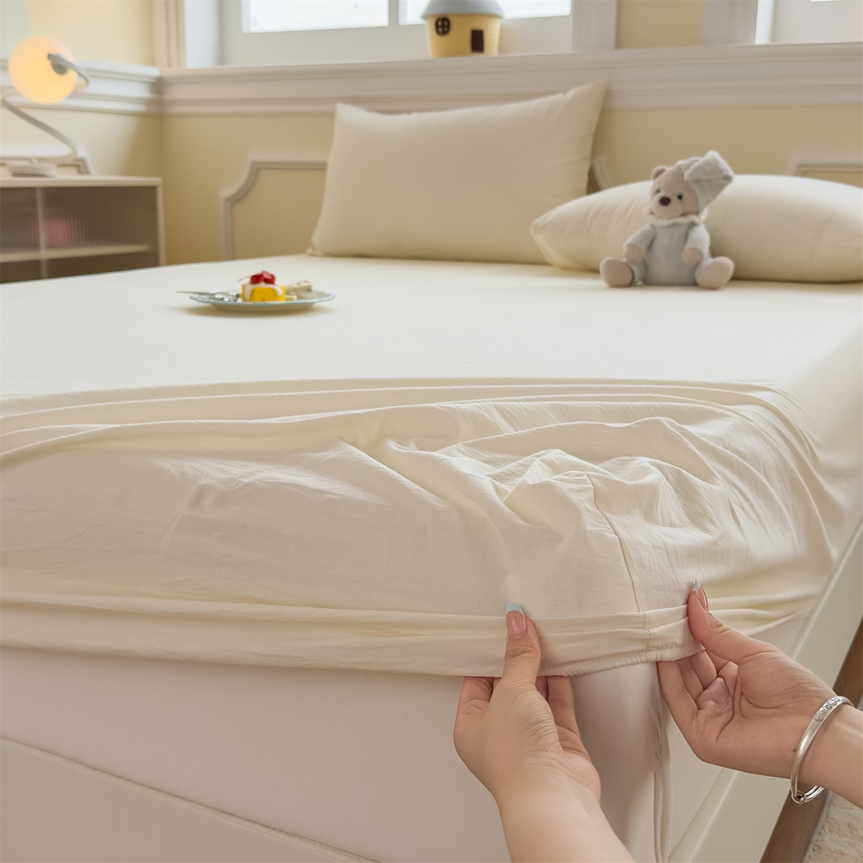 91家纺网 家纺一手货源 找家纺 菡宝 2025新款全棉纯棉色织水洗棉单单床笠 米白青年