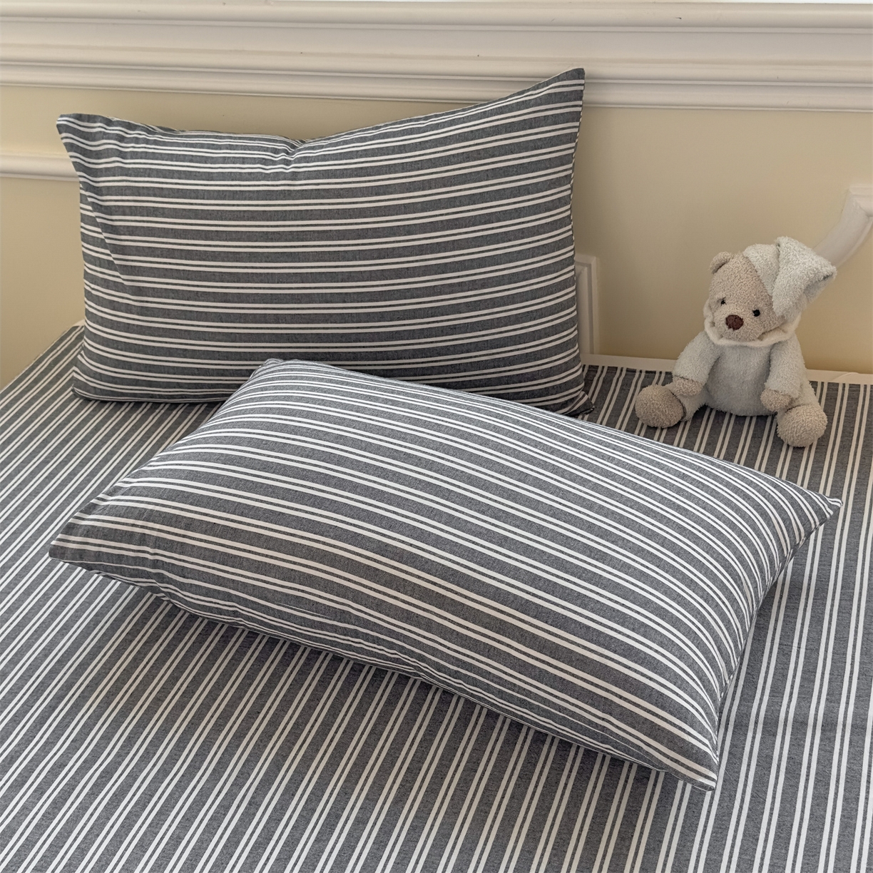 91家纺网 家纺一手货源 找家纺 菡宝 2025新款全棉纯棉色织水洗棉单品系列单枕套枕套单品 牧野丈青灰