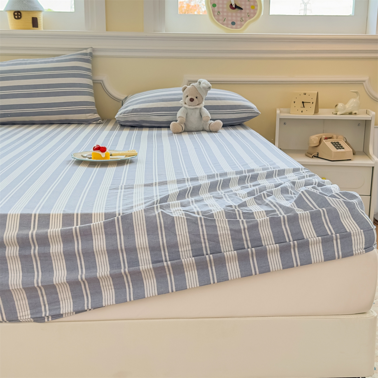 91家纺网 家纺一手货源 找家纺 菡宝 2025新款全棉纯棉色织水洗棉单单床笠 海盐蓝条