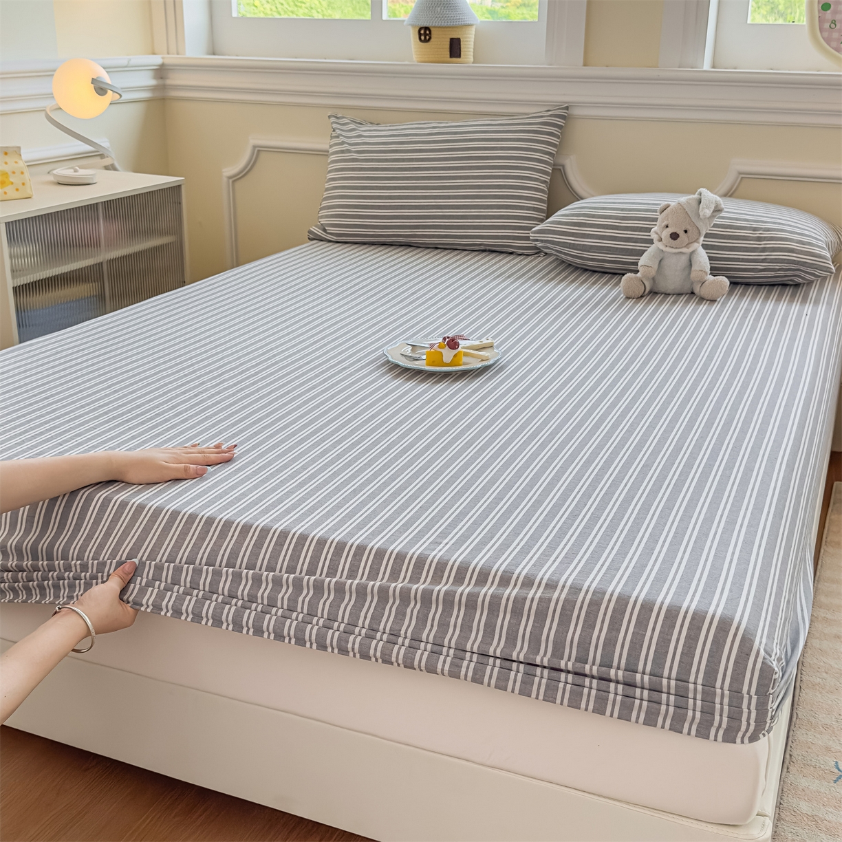 91家纺网 家纺一手货源 找家纺 菡宝 2025新款全棉纯棉色织水洗棉单单床笠 牧野绅士灰