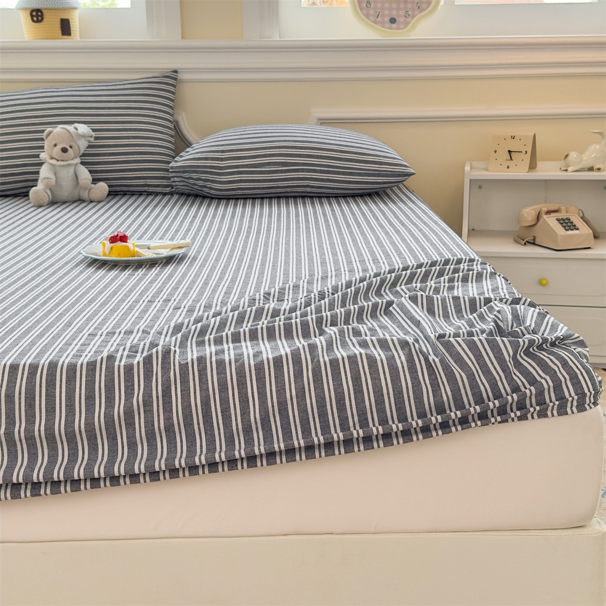 91家纺网 家纺一手货源 找家纺 菡宝 2025新款全棉纯棉色织水洗棉单单床笠 牧野丈青灰