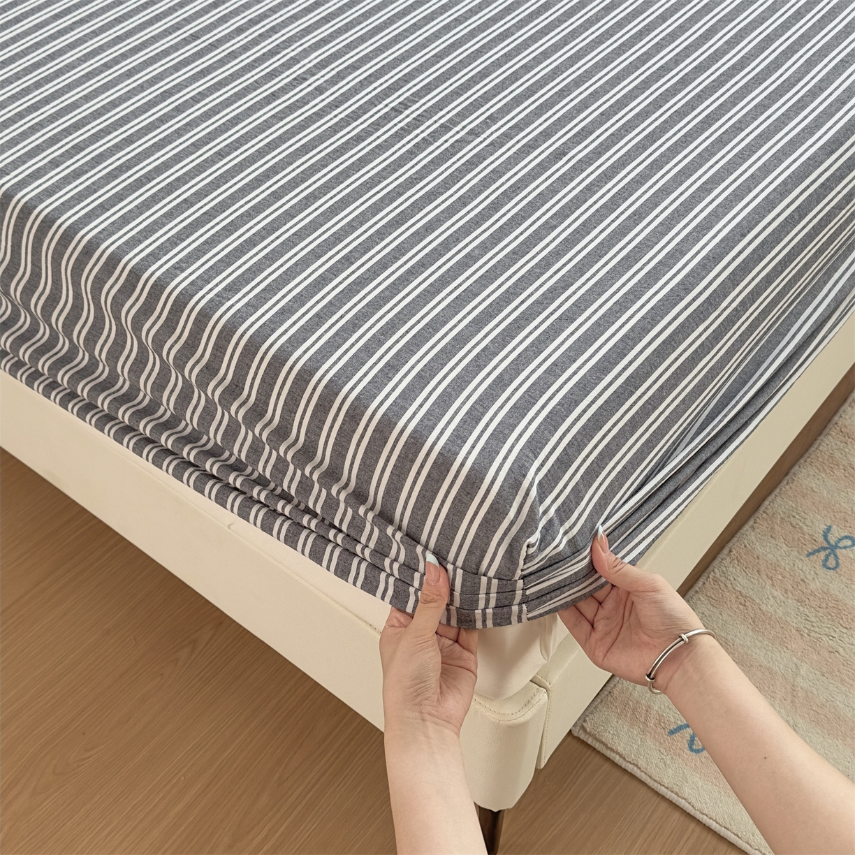 91家纺网 家纺一手货源 找家纺 菡宝 2025新款全棉纯棉色织水洗棉单单床笠 牧野丈青灰