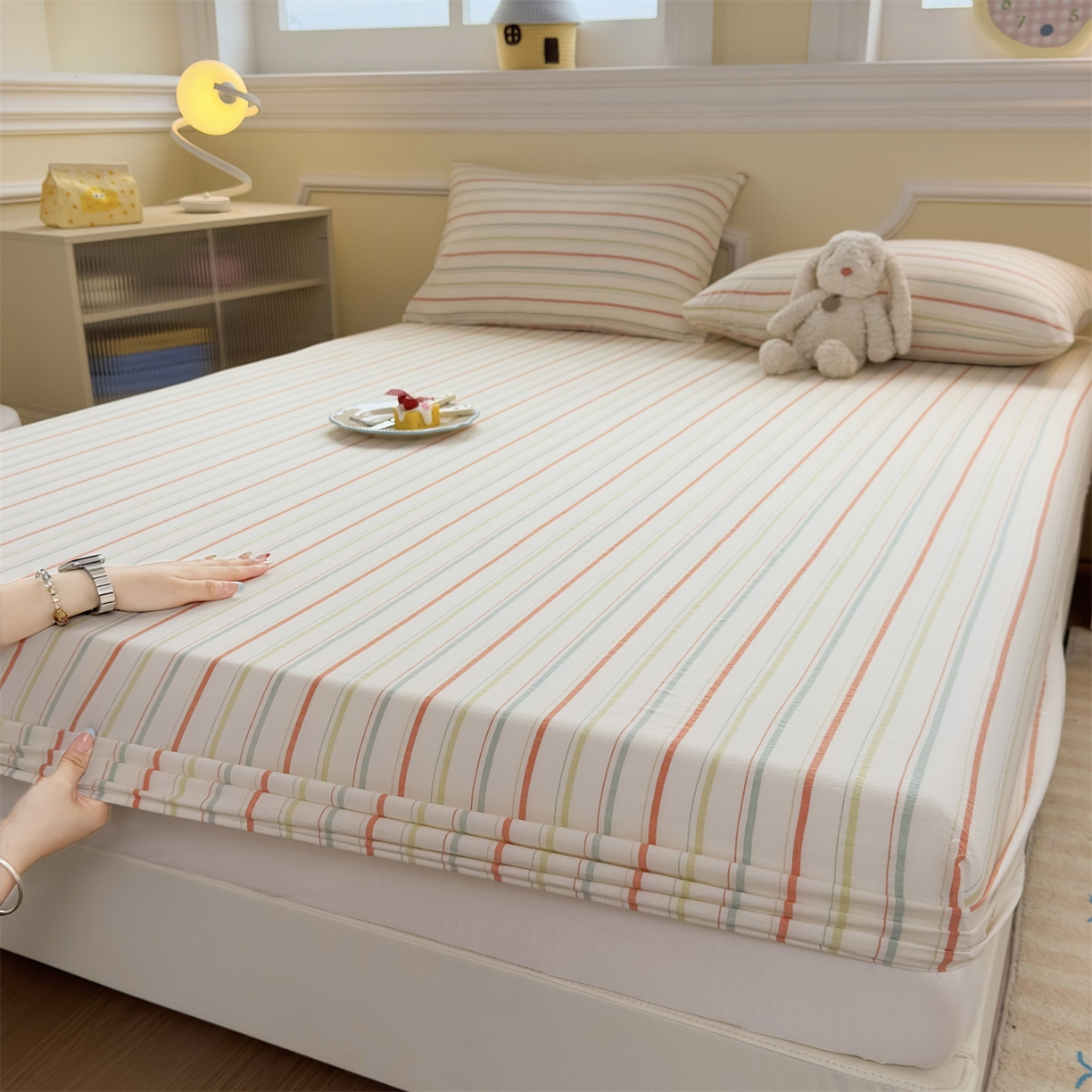 91家纺网 家纺一手货源 找家纺 菡宝 2025新款全棉纯棉色织水洗棉单单床笠 且乐绿青年