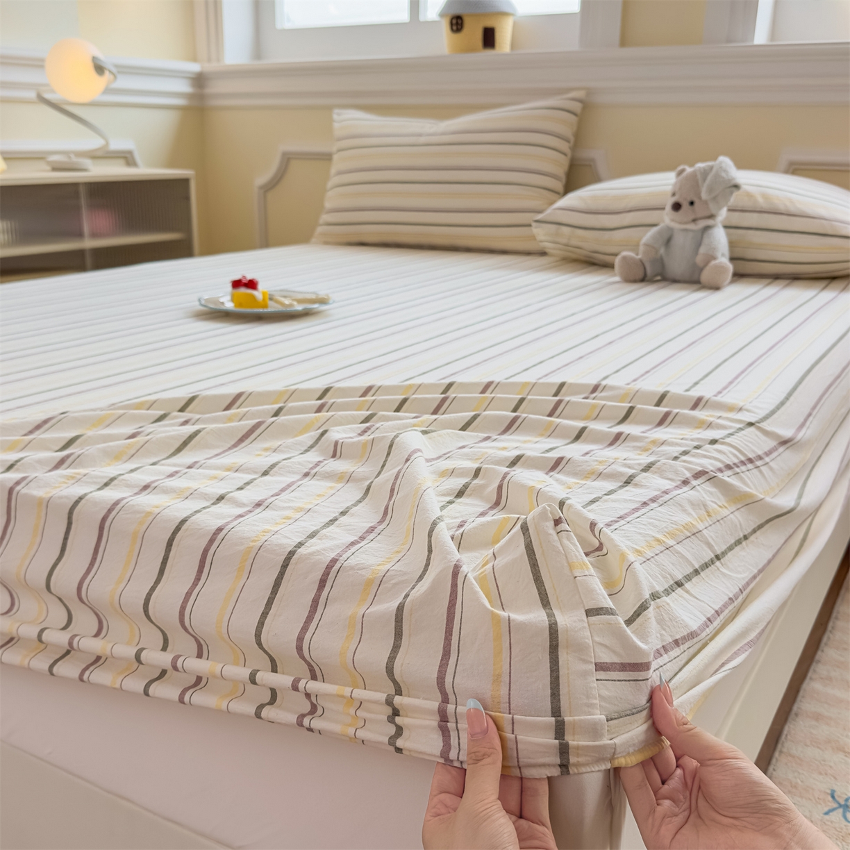 91家纺网 家纺一手货源 找家纺 菡宝 2025新款全棉纯棉色织水洗棉单单床笠 且乐紫青年