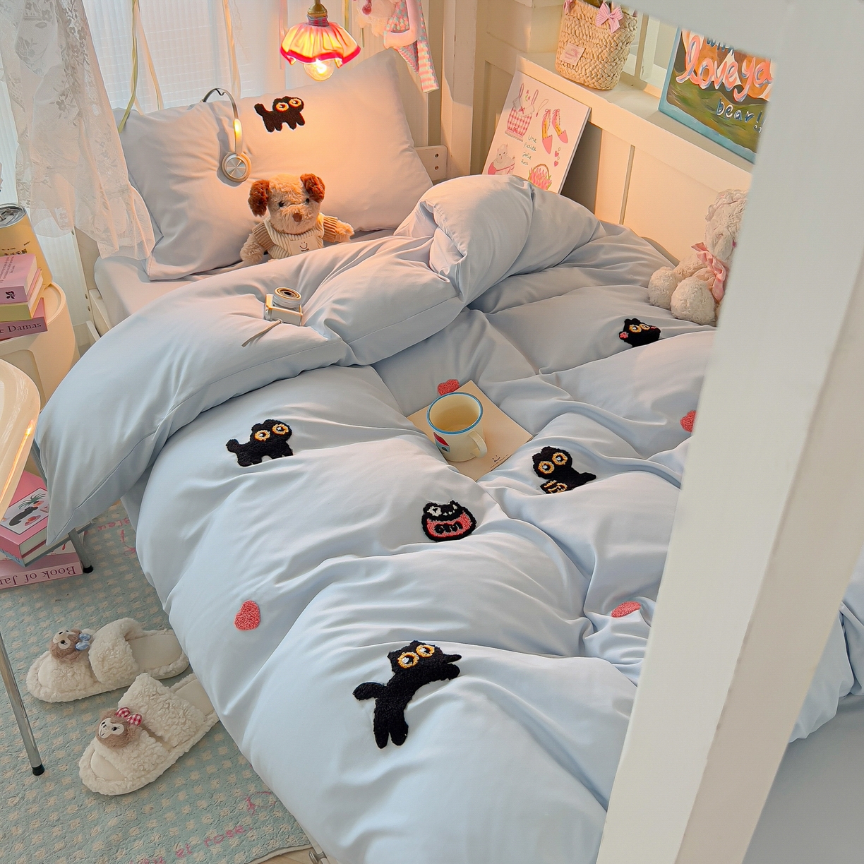 91家纺网 家纺一手货源 找家纺 韩巢家纺 2025新款学生宿舍寝室上下铺水洗棉毛巾绣被套床单三四件套-幸运猫 幸运猫浅蓝