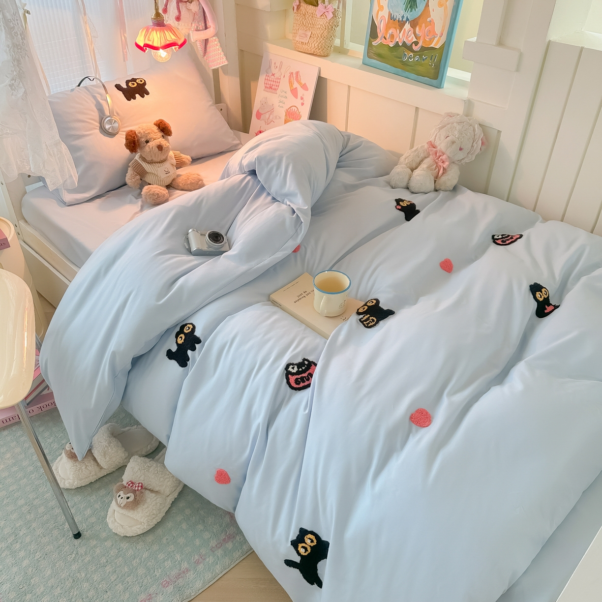 91家纺网 家纺一手货源 找家纺 韩巢家纺 2025新款学生宿舍寝室上下铺水洗棉毛巾绣被套床单三四件套-幸运猫 幸运猫浅蓝