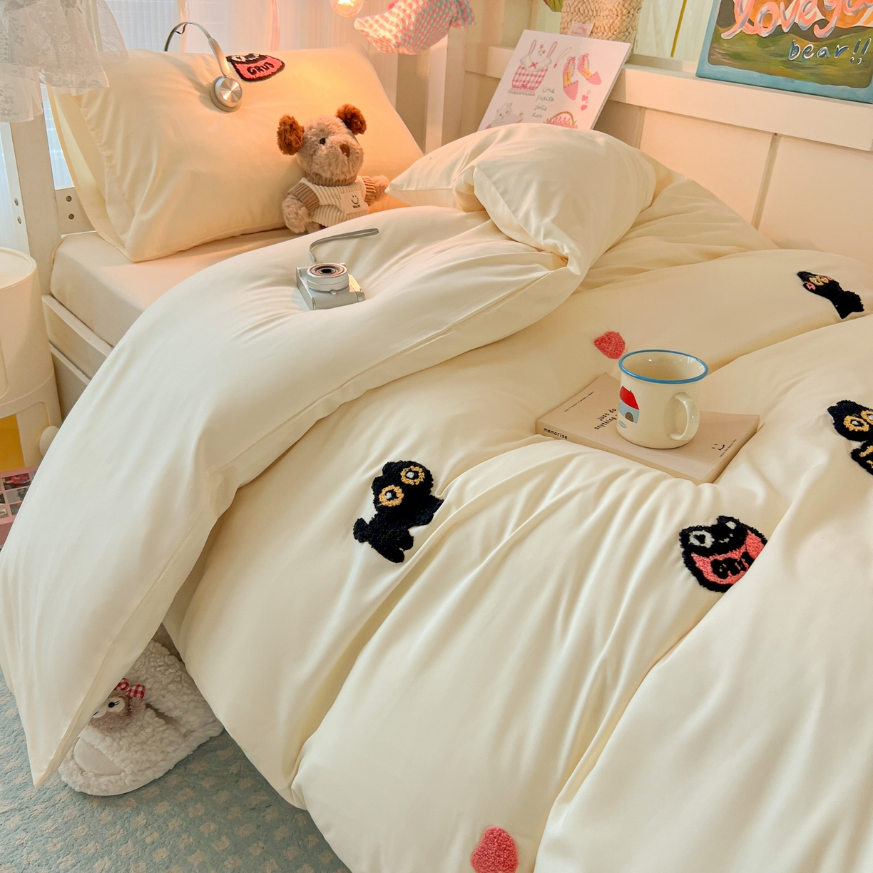 91家纺网 家纺一手货源 找家纺 韩巢家纺 2025新款学生宿舍寝室上下铺水洗棉毛巾绣被套床单三四件套-幸运猫 幸运猫奶黄