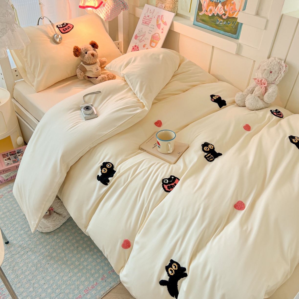 91家纺网 家纺一手货源 找家纺 韩巢家纺 2025新款学生宿舍寝室上下铺水洗棉毛巾绣被套床单三四件套-幸运猫 幸运猫奶黄