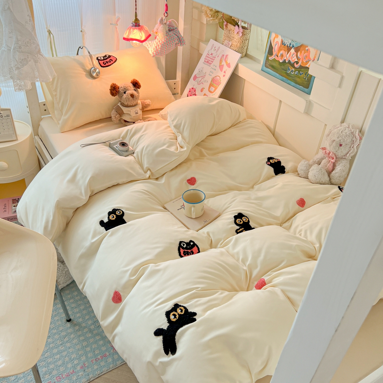 91家纺网 家纺一手货源 找家纺 韩巢家纺 2025新款学生宿舍寝室上下铺水洗棉毛巾绣被套床单三四件套-幸运猫 幸运猫奶黄