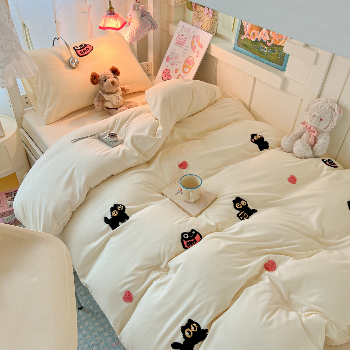 91家纺网 家纺一手货源 找家纺 韩巢家纺 2025新款学生宿舍寝室上下铺水洗棉毛巾绣被套床单三四件套-幸运猫 幸运猫奶黄