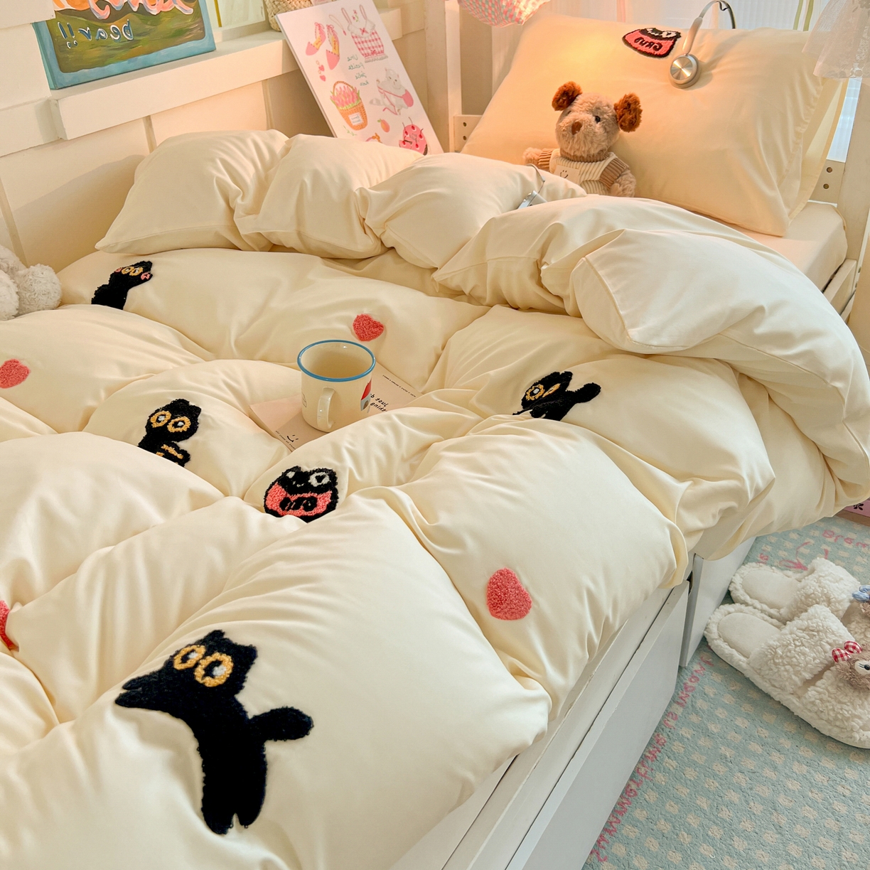 91家纺网 家纺一手货源 找家纺 韩巢家纺 2025新款学生宿舍寝室上下铺水洗棉毛巾绣被套床单三四件套-幸运猫 幸运猫奶黄