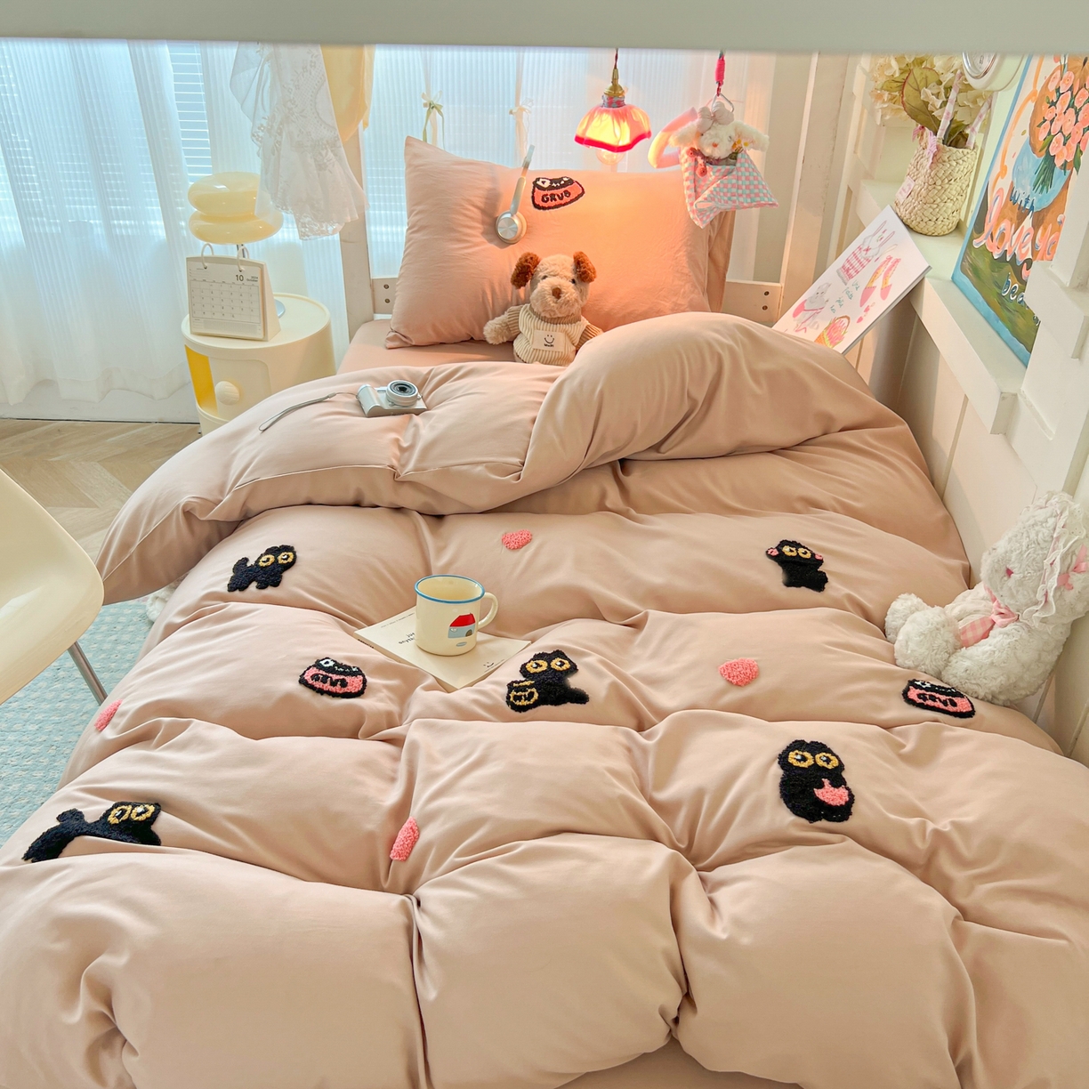 91家纺网 家纺一手货源 找家纺 韩巢家纺 2025新款学生宿舍寝室上下铺水洗棉毛巾绣被套床单三四件套-幸运猫 幸运猫奶咖