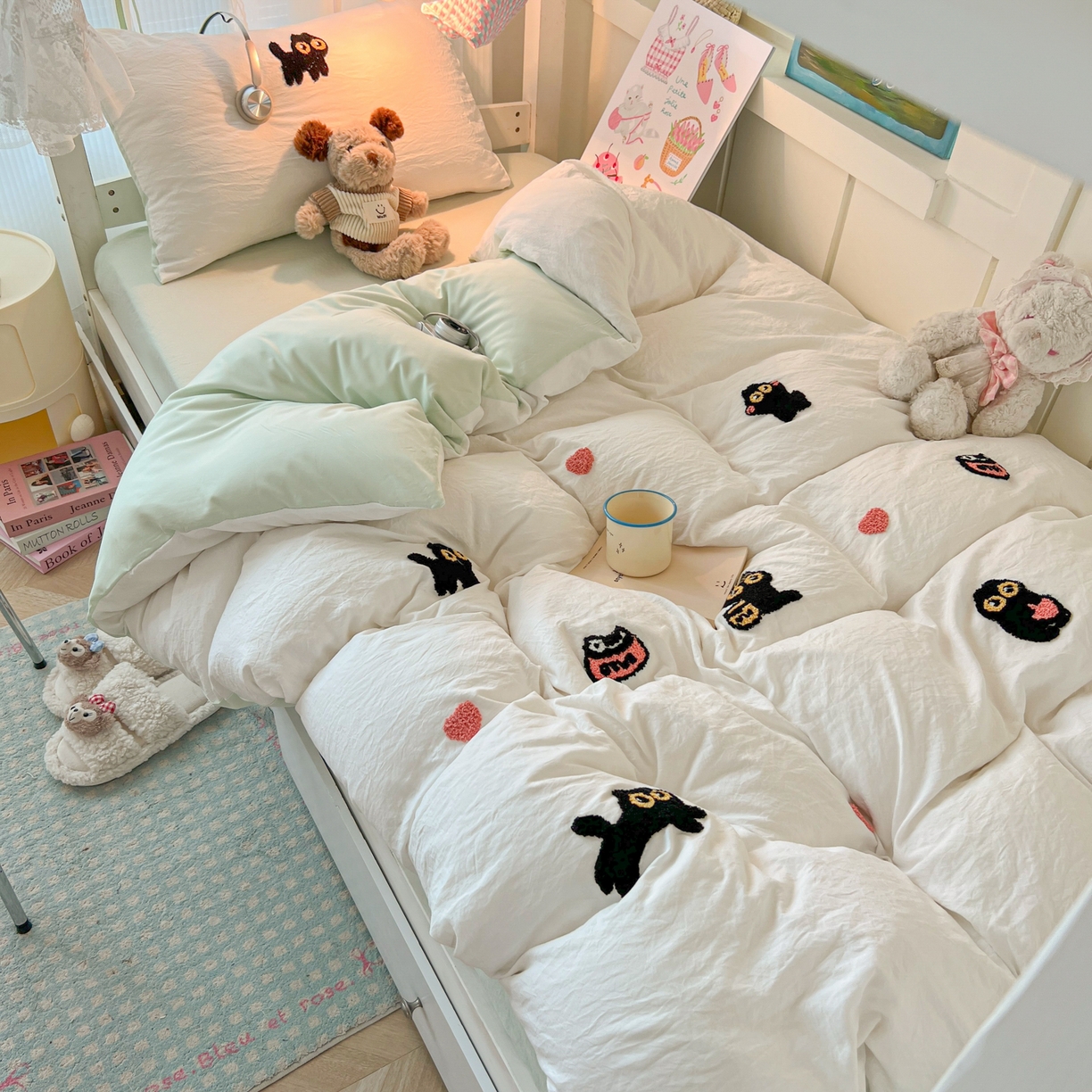 91家纺网 家纺一手货源 找家纺 韩巢家纺 2025新款学生宿舍寝室上下铺水洗棉毛巾绣被套床单三四件套-幸运猫 幸运猫白绿