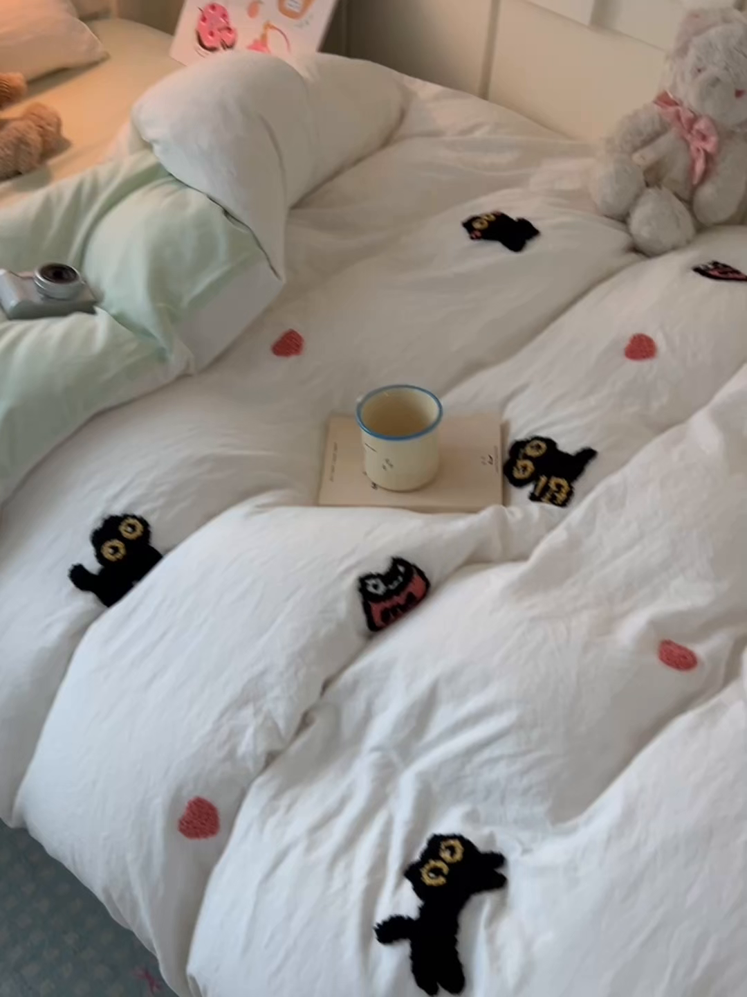 91家纺网 家纺一手货源 找家纺 韩巢家纺 2025新款学生宿舍寝室上下铺水洗棉毛巾绣被套床单三四件套-幸运猫 幸运猫白绿