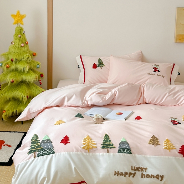 91家纺网 家纺一手货源 找家纺 （总）佳汐蓝家纺 2025秋冬新款森系北欧风毛巾绣四件套—森林秘境