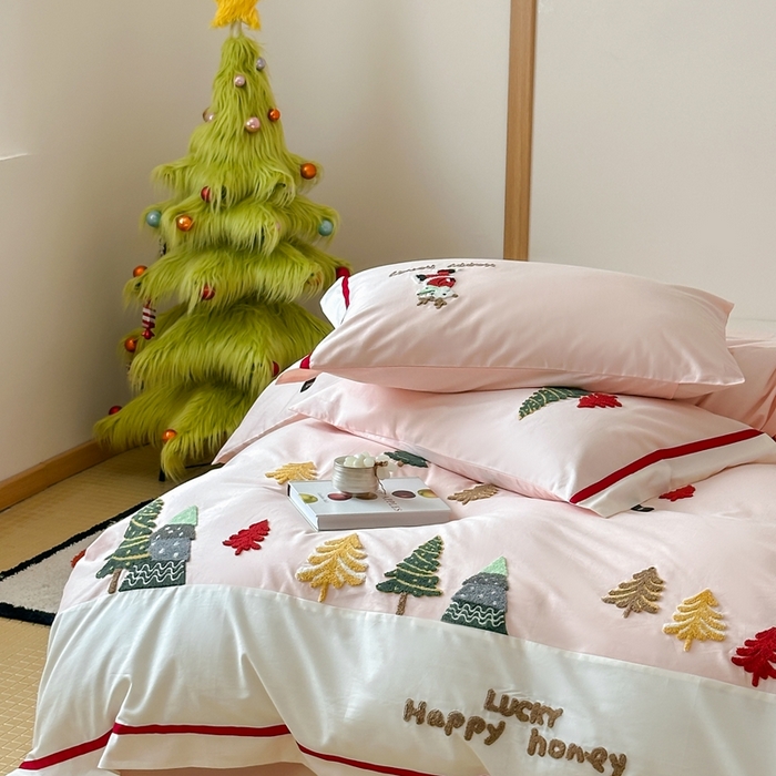 91家纺网 家纺一手货源 找家纺 （总）佳汐蓝家纺 2025秋冬新款森系北欧风毛巾绣四件套—森林秘境