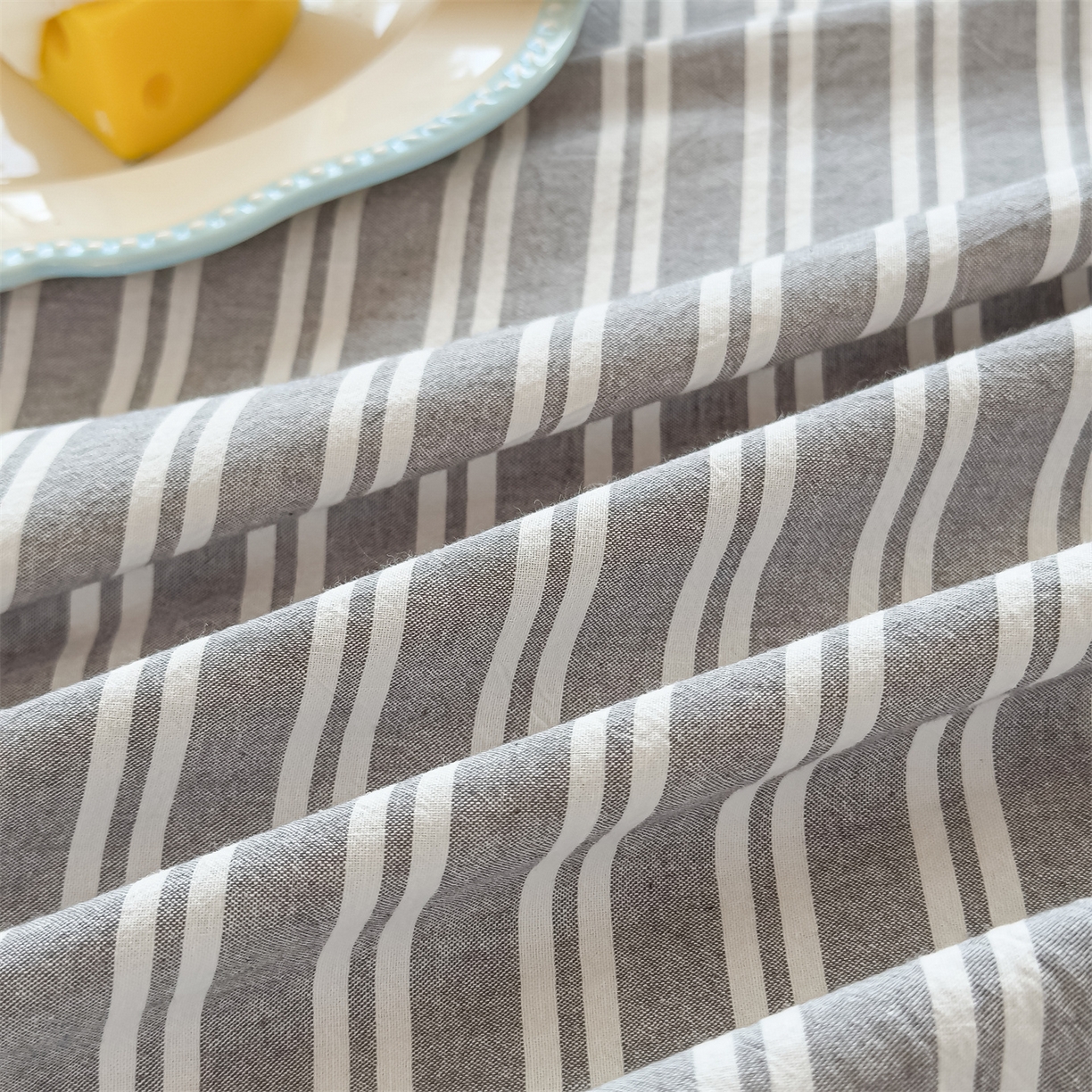 91家纺网 家纺一手货源 找家纺 菡宝 2025新款全棉纯棉色织水洗棉单品系列单枕套枕套单品 牧野绅士灰